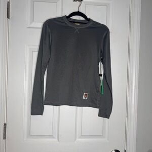 18 Greens Future Champions Gear NWT‎ Juniors Size S (6-7) Gray Long Sleeve Tee
